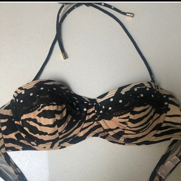 VS 🐅 Tiger Polka Dot Swim Top - Picture 2 of 2